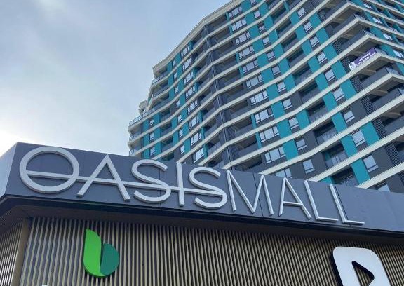 Riscani Apartamento | OASIS Premium class 1BD apartment with living room