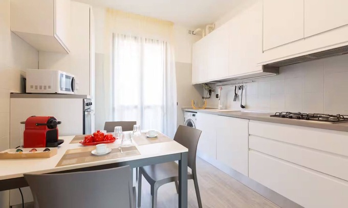 Cesate Apartamento | [OASIS] Three-room apartment Rho Fair Milan-Lake Como-Monza-Malpensa