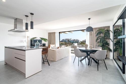 Nueva Milla de Oro Apartamento | OASIS32542 - Modern holiday home in luxury resort