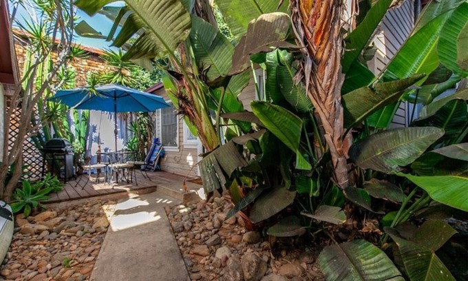 Ocean Beach Cabaña | OB Cottage Hideaway Private Patio & Steps to the Sand
