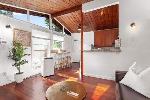 Ocean Beach Casa | OB Cottage Retreat Best Location, Patio & Beach!
