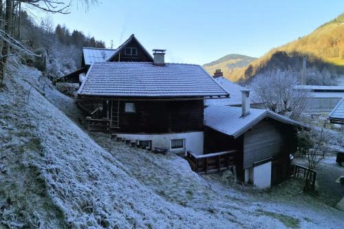 Lend Chalet De Esquí | Obere Alpenhütte in Lend neben der Salzach