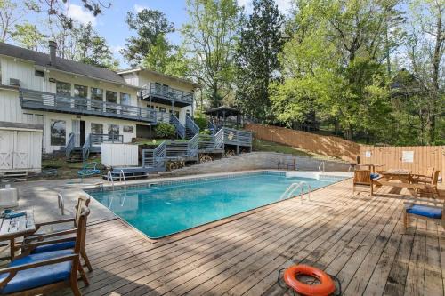 Crestline Heights Casa | Observatory Drive Terrace House
