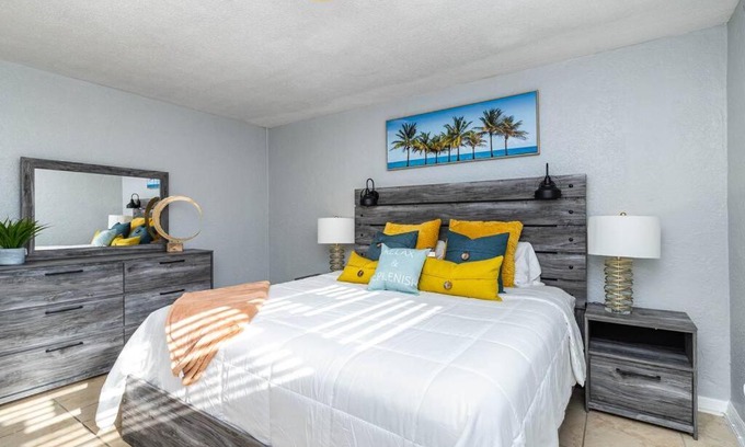 Indian Harbour Beach Apartamento | Ocean 18 - Oceanside