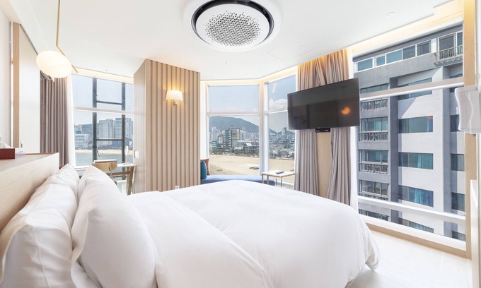 Suyeong-Gu Hotel | Ocean 2 Heaven