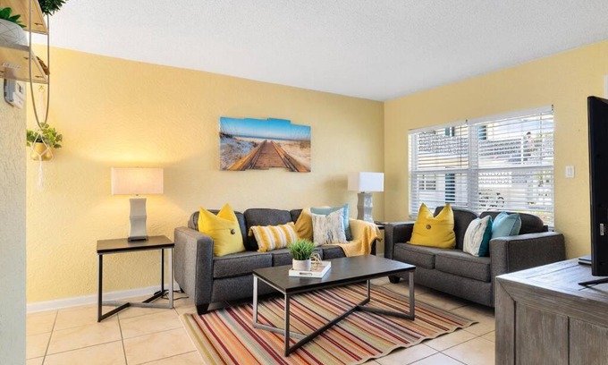 Indian Harbour Beach Apartamento | Ocean 20 - Sunny Seaside