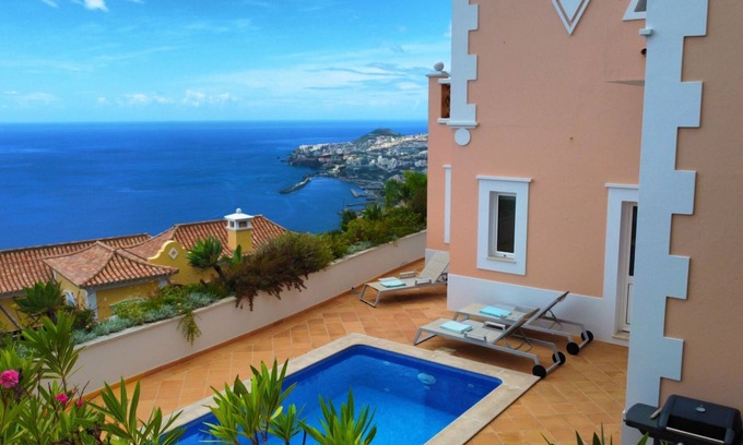 Sao Goncalo Casa | Ocean 59 by LovelyStay