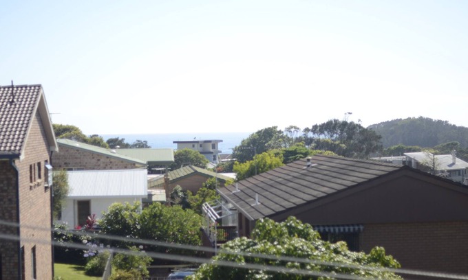 Scotts Head Casa | Ocean Alley Views - Discount on Dec/Jan bookings