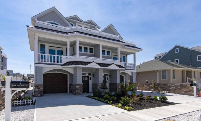 Ortley Beach Casa | Ocean and Beach Views from 5 decks in Ortley Beach