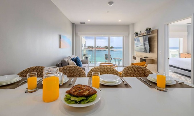Rancho Condominio | Ocean and harbor view get away with a modern look!