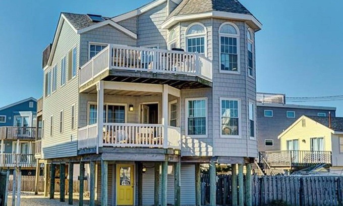 South Beach Haven Casa | Ocean & Bay Views, 5 cubiertas, pasos a la playa! * NUEVO * a alquileres