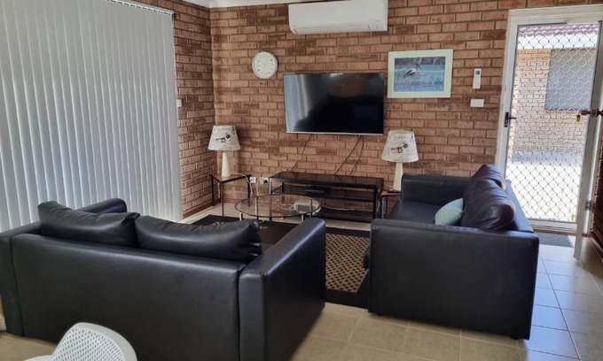 Jurien Bay Casa | Ocean Beach Chalet 16