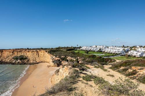 Conil de la Frontera Casa | Ocean beachside house with pool