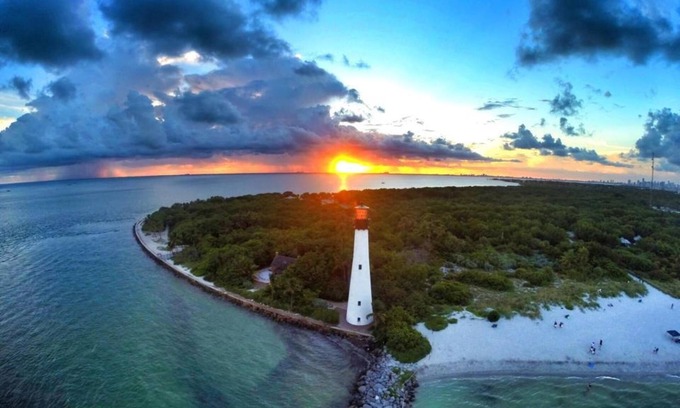 Key Biscayne Condominio | Ocean Breeze 1 BR Condo Key Biscayne, Florida