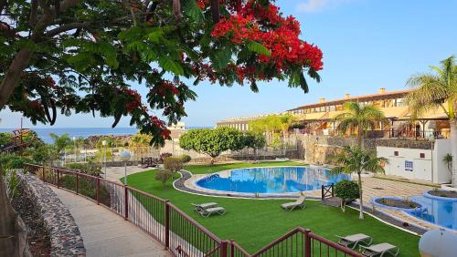 Complejo turístico Amarilla Golf Apartamento | Ocean Breeze Retreat