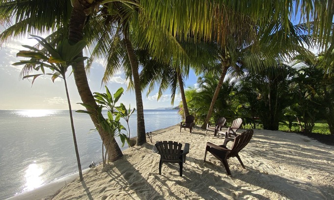 Teahupoo Villa | Ocean Breeze Luxury Villa