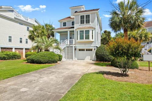 Litchfield by the Sea Casa | Ocean Breezes 4 Bedroom 4 Bath with Amenities