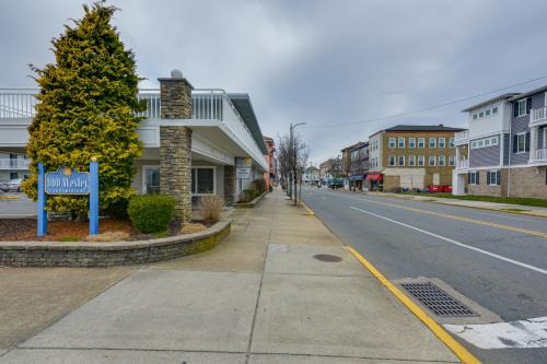 North End Apartamento | Ocean City Condo with Pool Walk to Boardwalk!