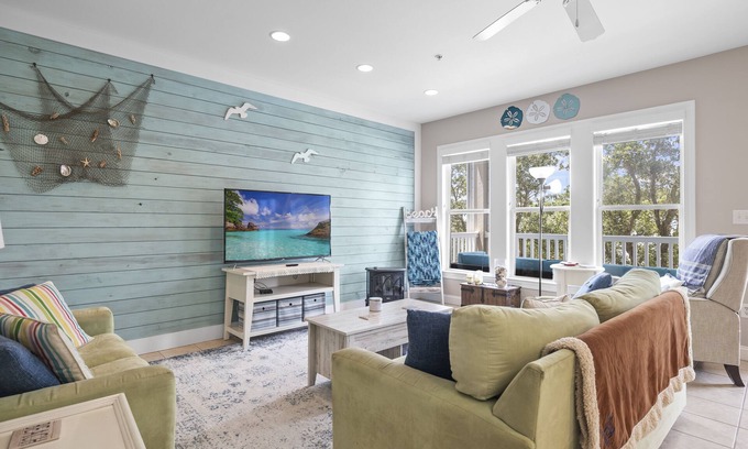 Indian Beach Condominio | Ocean Club R202, Soundfront Condo in Indian Beach, NC!
