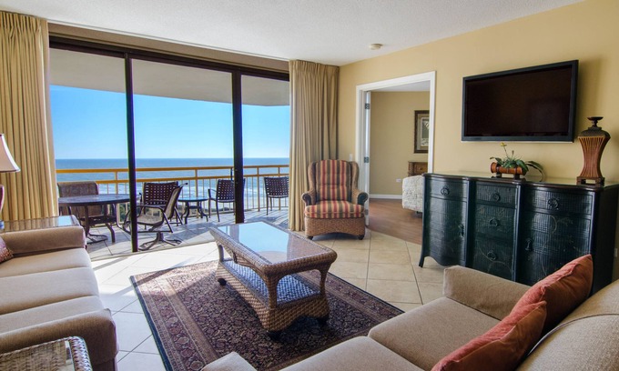 Myrtle Beach Hotel | Ocean Creek Resort