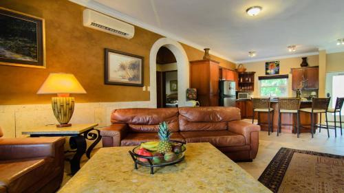 Cabarete Apartamento | Ocean Dream Luxary 2bdr 2bth Steps from the Ocean