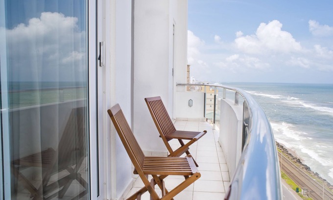 Bambalapitiya Apartamento | Ocean Edge Suites & Hotel Colombo