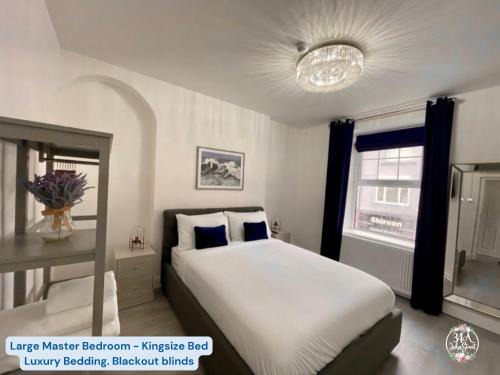 Porthcawl Apartamento | OCEAN ESCAPE 200m From the Sea, High Spec Town Centre Entire Flat, 3 Bedrooms, TVs All Rooms