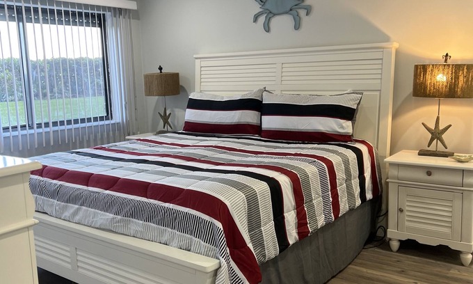 Fort Pierce Shores Condominio | Condominio frente al mar 2/2 Hutchinson Island, FL- invierno y verano