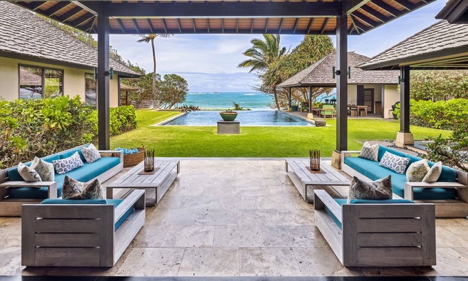 Kahuku Villa | Ocean front Bali Villa w/ infinity pool to die for! 30 Day Rental - Pls Inquire
