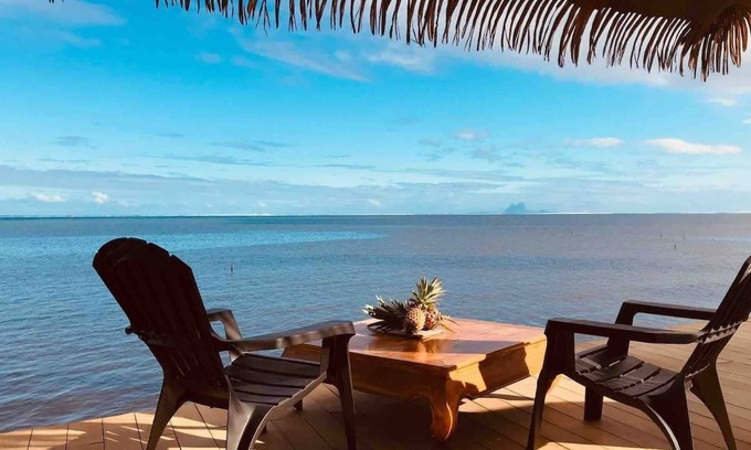 Teahupoo Casa | Ocean Front Bungalow