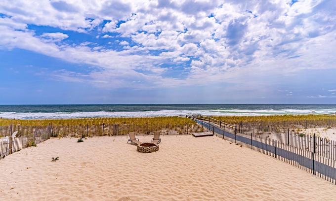 Mantoloking Casa | Ocean Front home, Private Beach , 5 Bedrooms, 4 full baths, sleeps 14