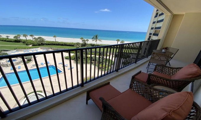 Jupiter Condominio | Ocean Front Paradise