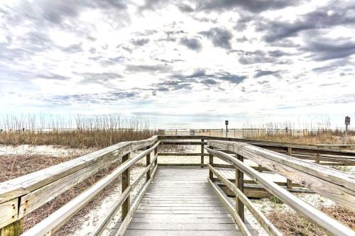 Myrtle Beach Apartamento | Ocean Front, Private Balconies