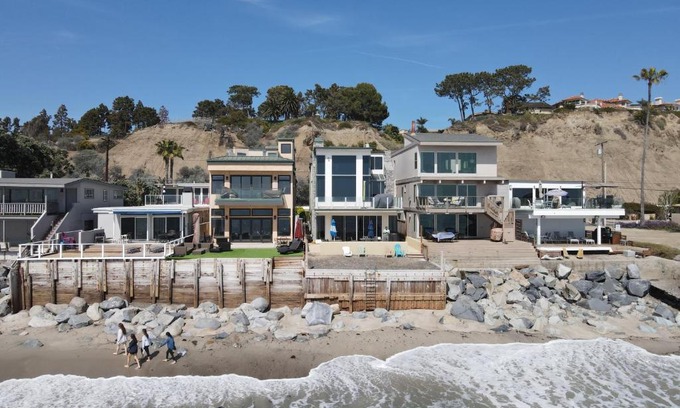 Capistrano Beach Casa | OCEAN FRONT - STUNNING VIEWS- VACATION PARADISE!
