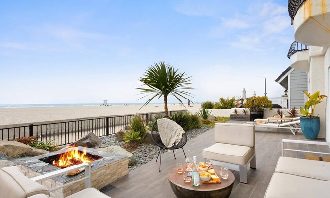 South Mission Beach Casa | Ocean Front Walk 2 in San Diego