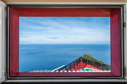 Faja da Ovelha Casa | Ocean Panorama House by Homie
