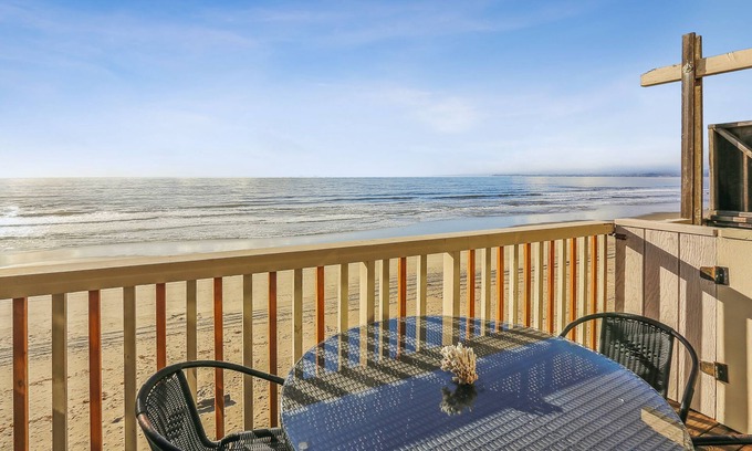 La Selva Beach Casa | Ocean Perch – Coastal Comfort with Stunning Ocean Views