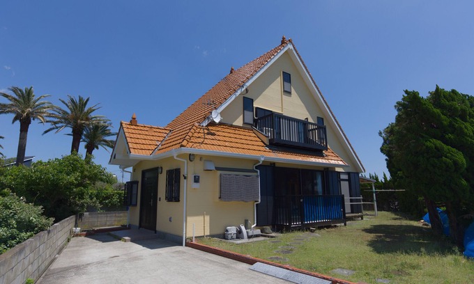 Minamiboso Cabaña | OCEAN RESORT MINT Overlooking the horizon! Cute three-story villa for rent by the sea