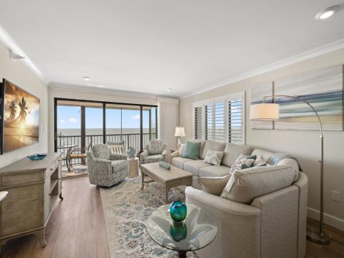 Madeira Beach Apartamento | Ocean Sands 908
