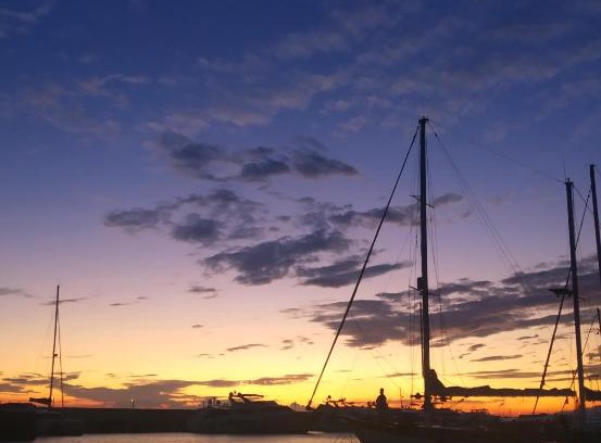 Alimos Alquiler De Eote | Ocean Star