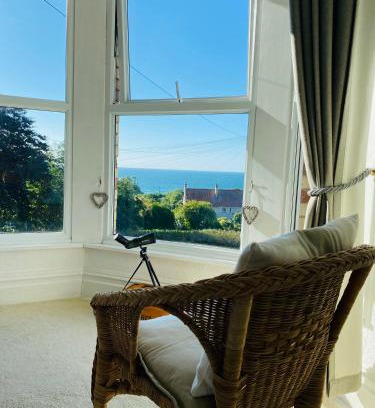 Hele Casa | Ocean Terrace, Ilfracombe, 4 bedrooms, Sleeps 8, Stunning Sea Views, Parking, Garden, Pet Friendly