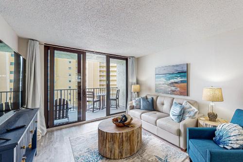 New Smyrna Beach Apartamento | Ocean Trillium Suites 401