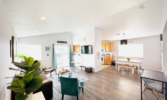 Oceano Casa | OCEAN VIBES with Mountain Scenery and distanced Dune View!