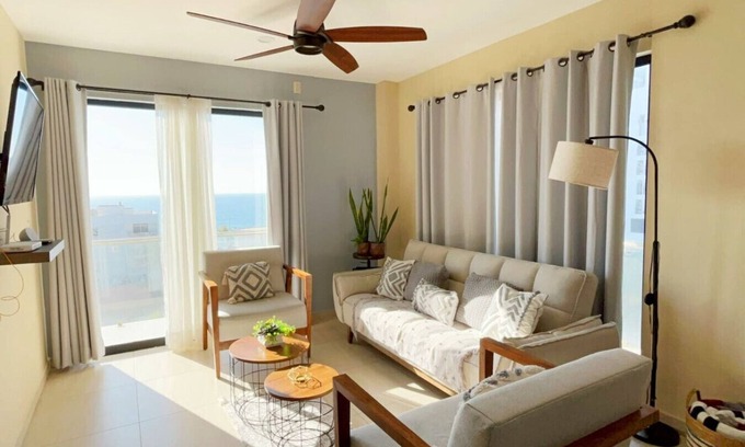 Mazatlán Condominio | Ocean view 1 block from the malecon beach