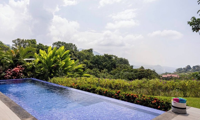 Savegre Casa | Ocean View 2-bdrm/2ba Casita with WiFi, AC between Manuel Antonio and Dominical