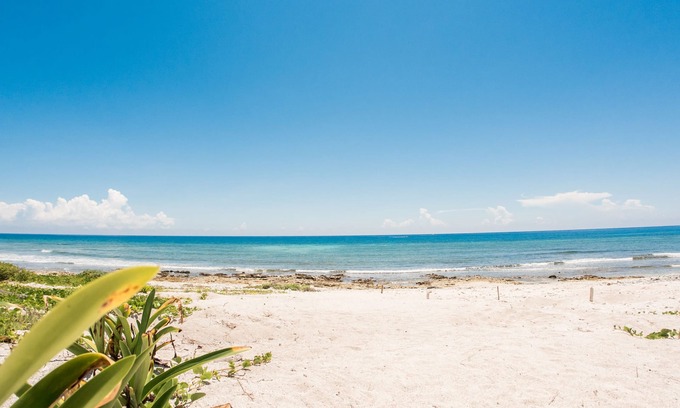 Tulsayab Villa | Villa de 6 dormitorios con vista al mar en Tulum. duerme 17 !!