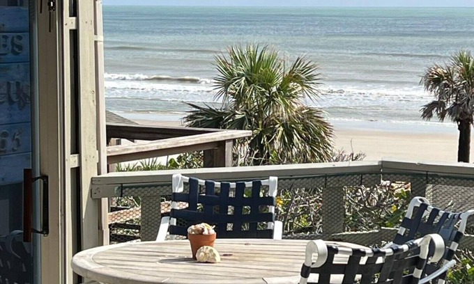 Sea Dunes Casa | Vista al mar con balcón de la piscina 2 HAB / 2 Baños a pasos del océano y BR adicional / baño