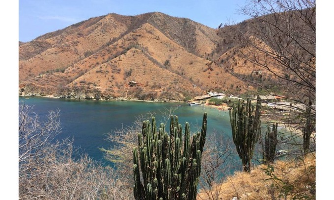 Taganga Cabina | Cabaña con vista al mar ideal para grupos o pareja