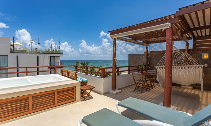 Zazil-ha Condominio | Ocean view condo for 6. Private terrace and jacuzzi