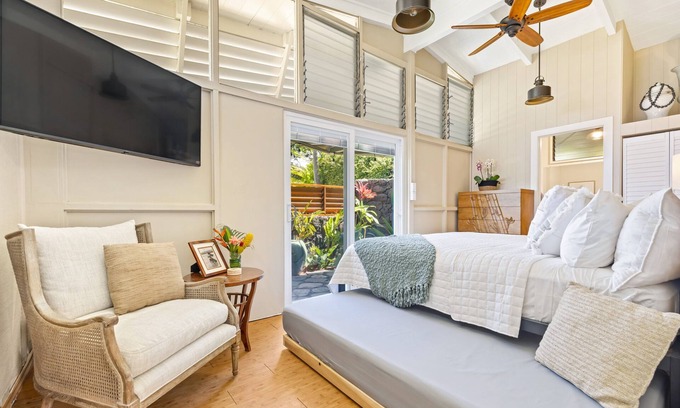 Poipu Casa | Ocean View Cottage Wlk To Poipu & Brenneckes Beach